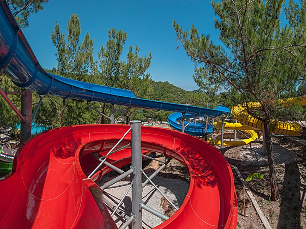 water-park-water-park