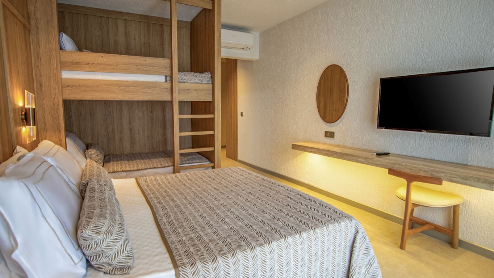 rooms-main-building-bunkbed-room