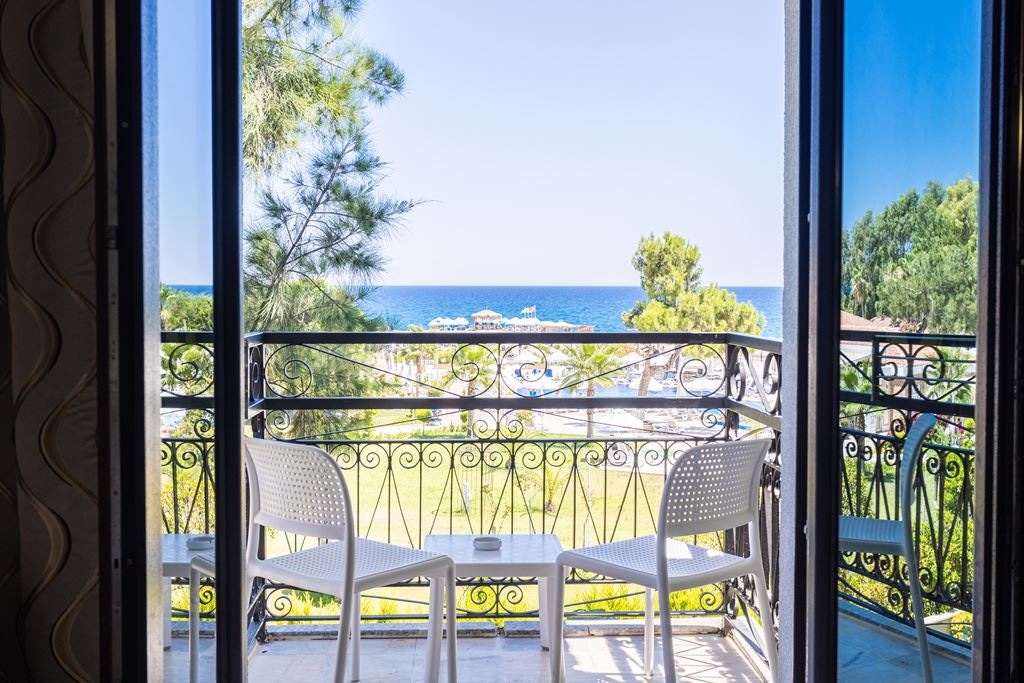 rooms-garden-deluxe-room