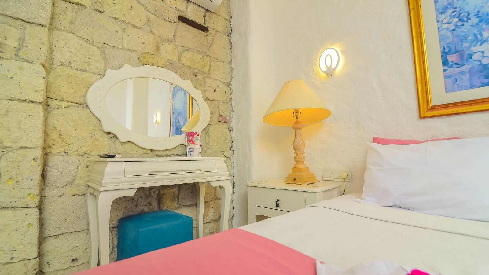 rooms-deluxe-room-sokak-manzarali