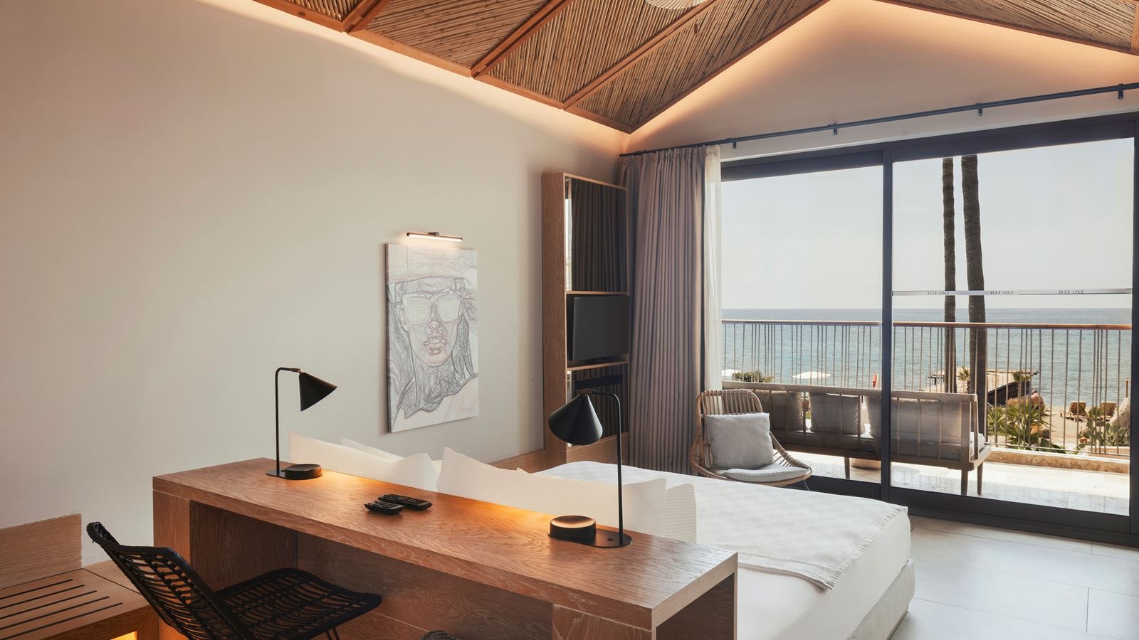 rooms-delux-sea-view-room