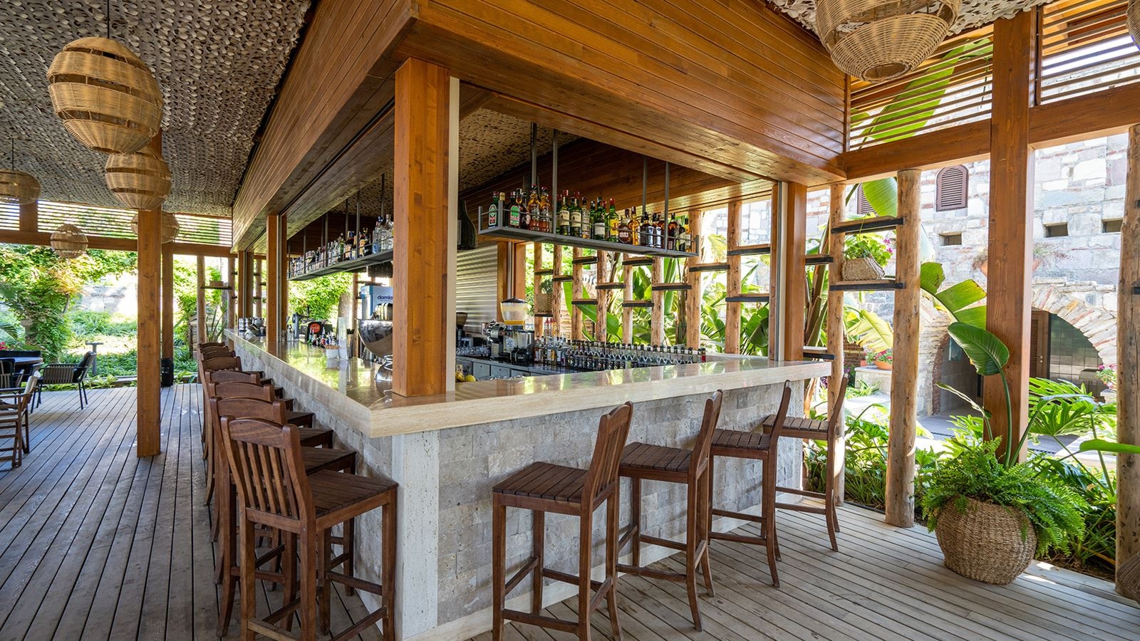 bars-begonya-beach-club