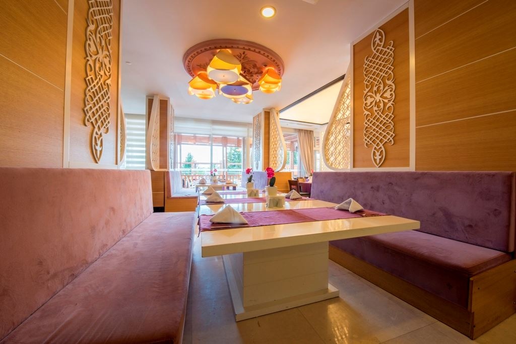 restaurants-main-restaurant