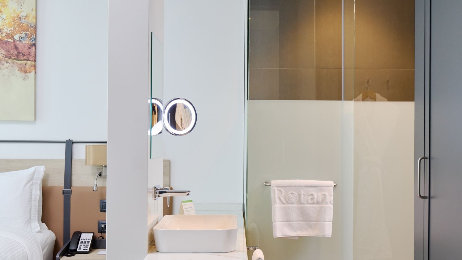 rooms-one-bedroom-apartment-with-terrace