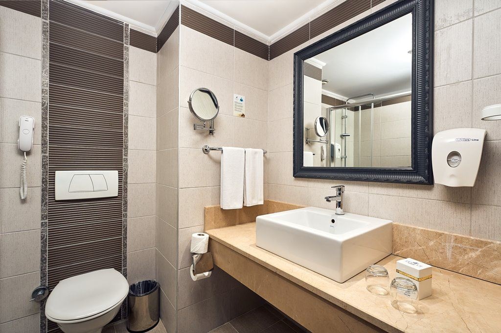 rooms-standard-room-land-view