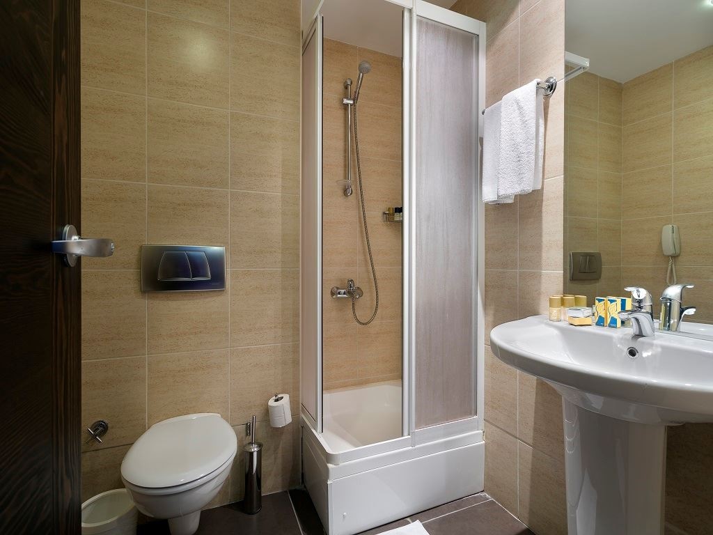 rooms-standart-dag-manzarali-king-oda