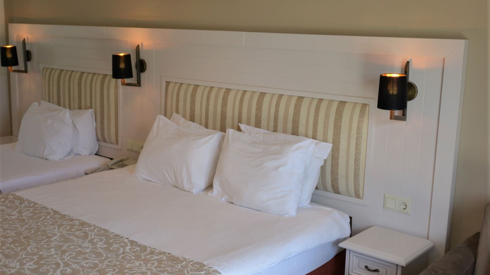 rooms-standard-room-dbl