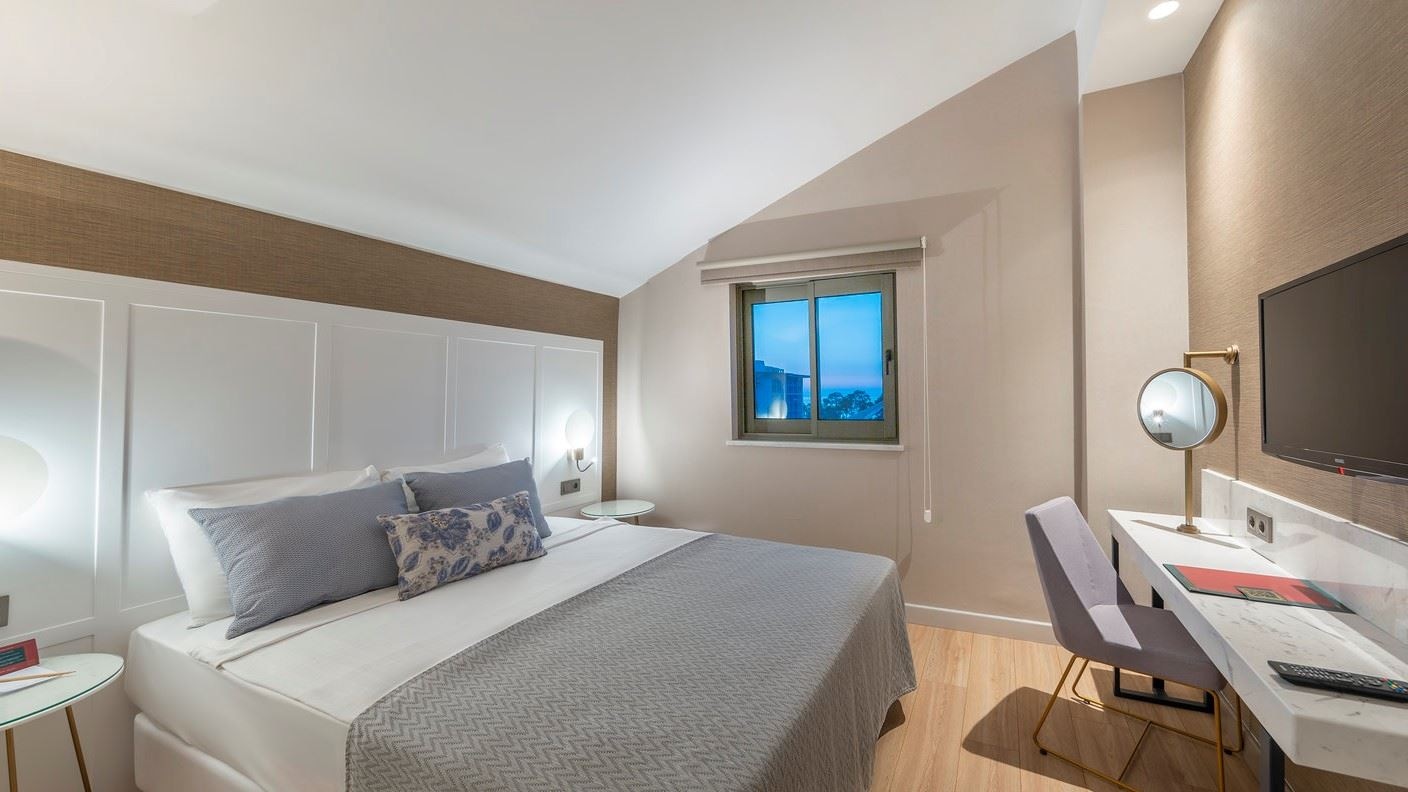 rooms-family-room-superior