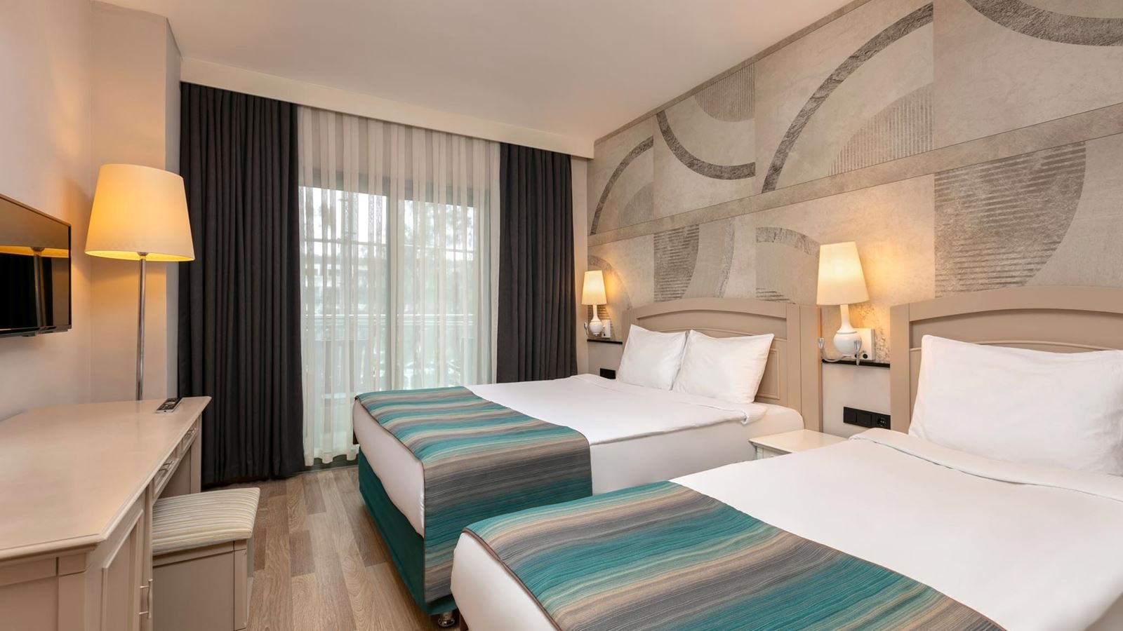 rooms-standard-room-main-building