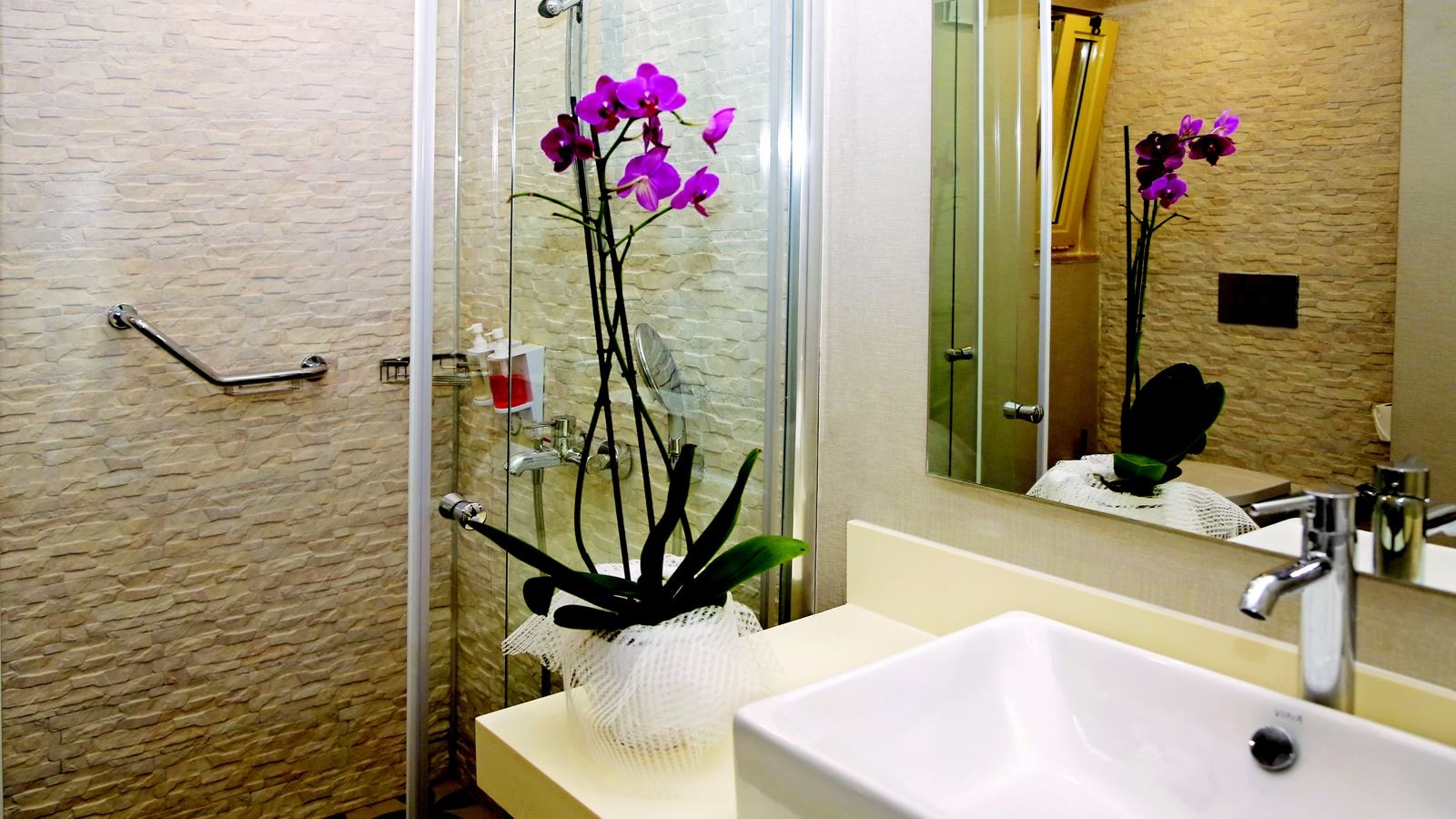 rooms-standard-large-room