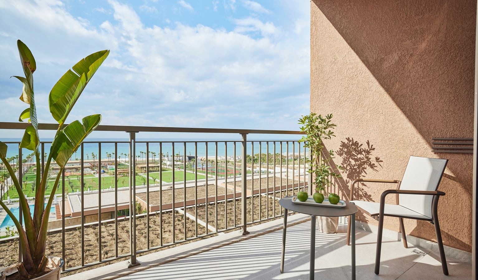 rooms-superior-sea-view-room