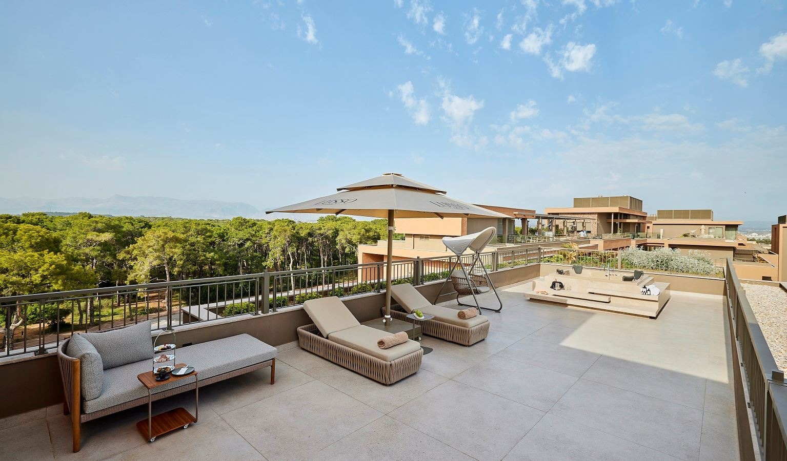 rooms-loft-penthouse-suite-room-sea-view