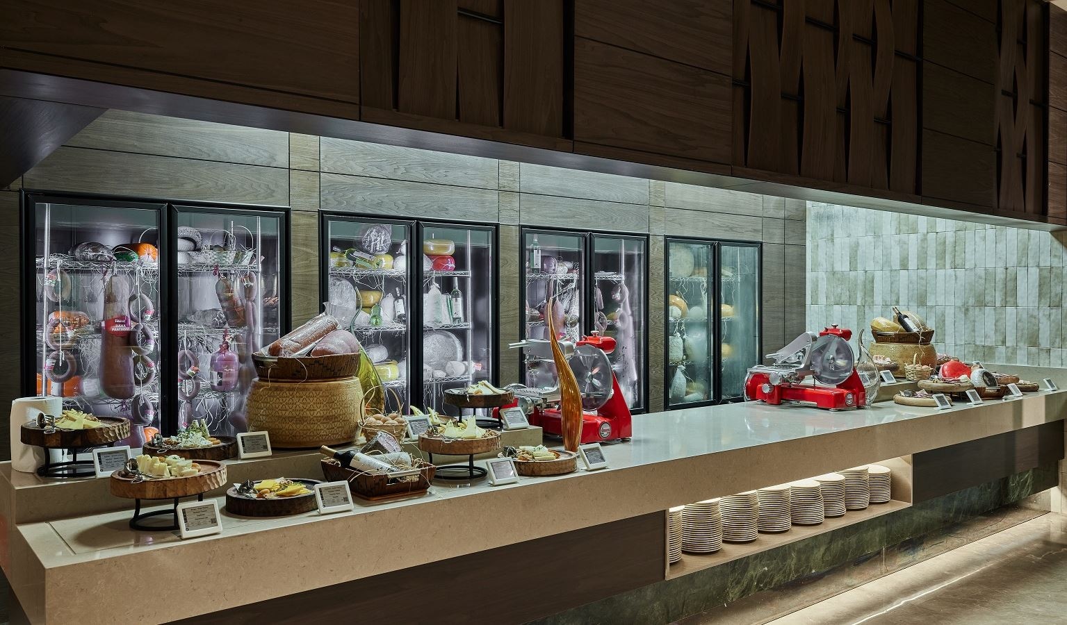 restaurants-savory-main-restaurant