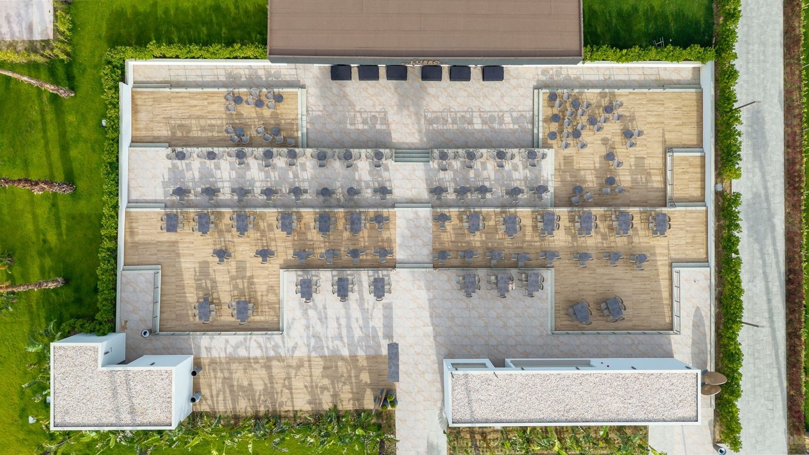 bars-lusso-performance-hall