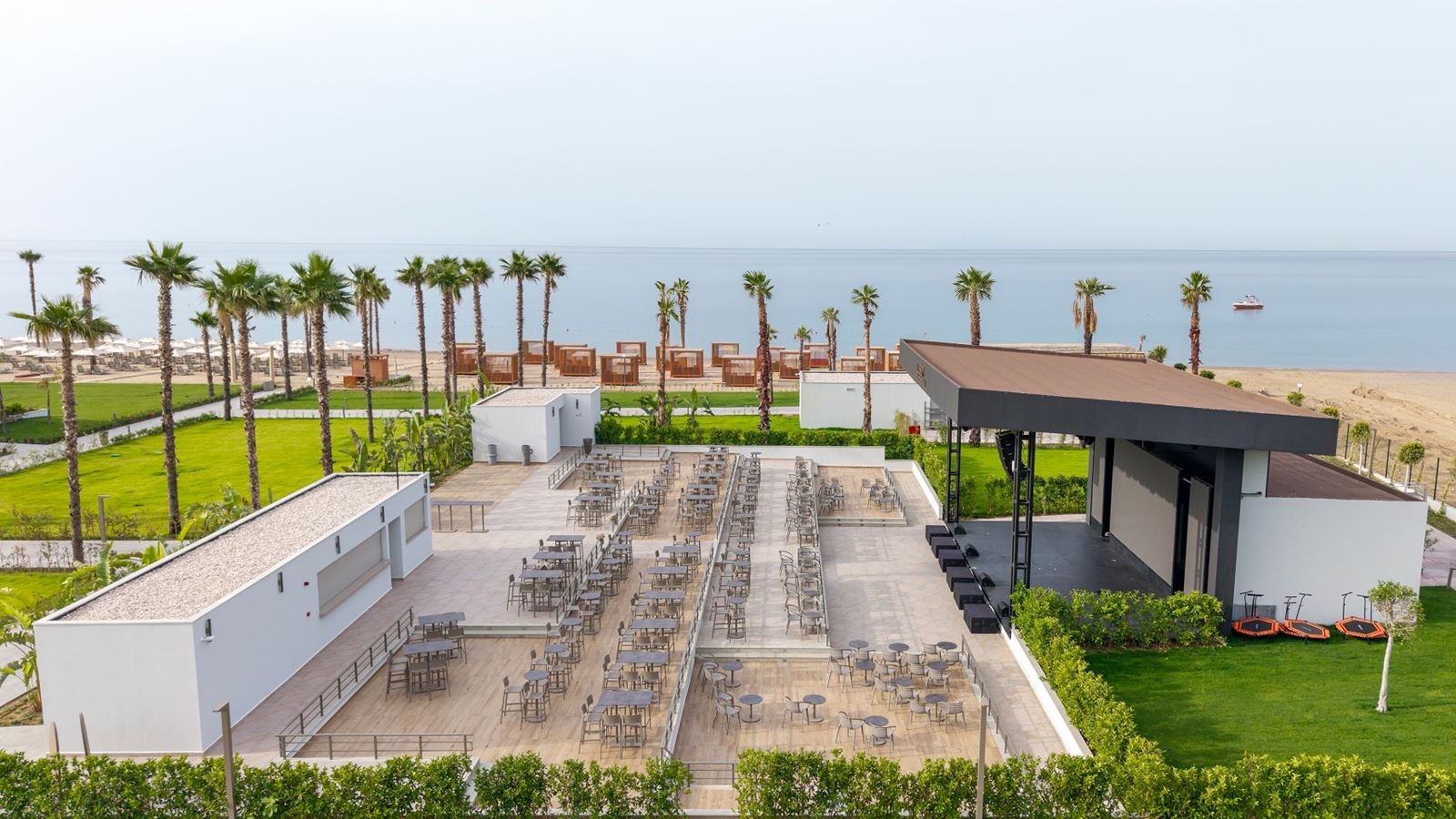 bars-lusso-performance-hall