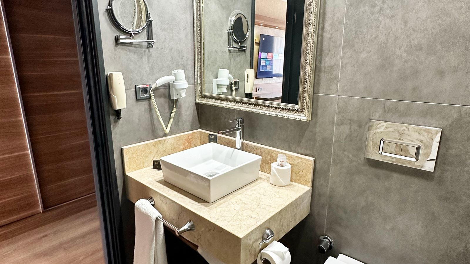 rooms-marin-premier-room