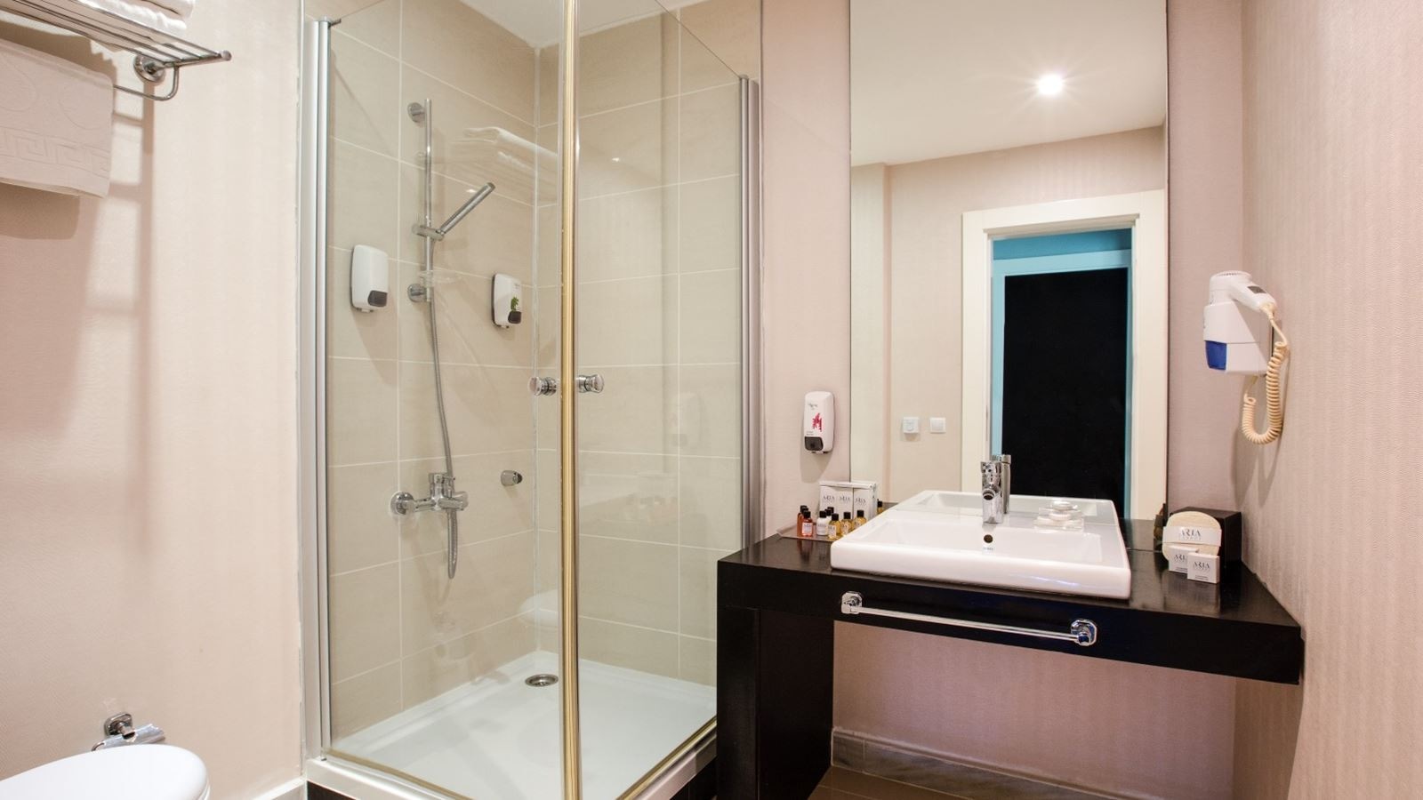 rooms-villa-with-private-pool