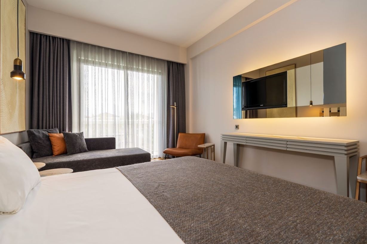 rooms-standart-land-view-room