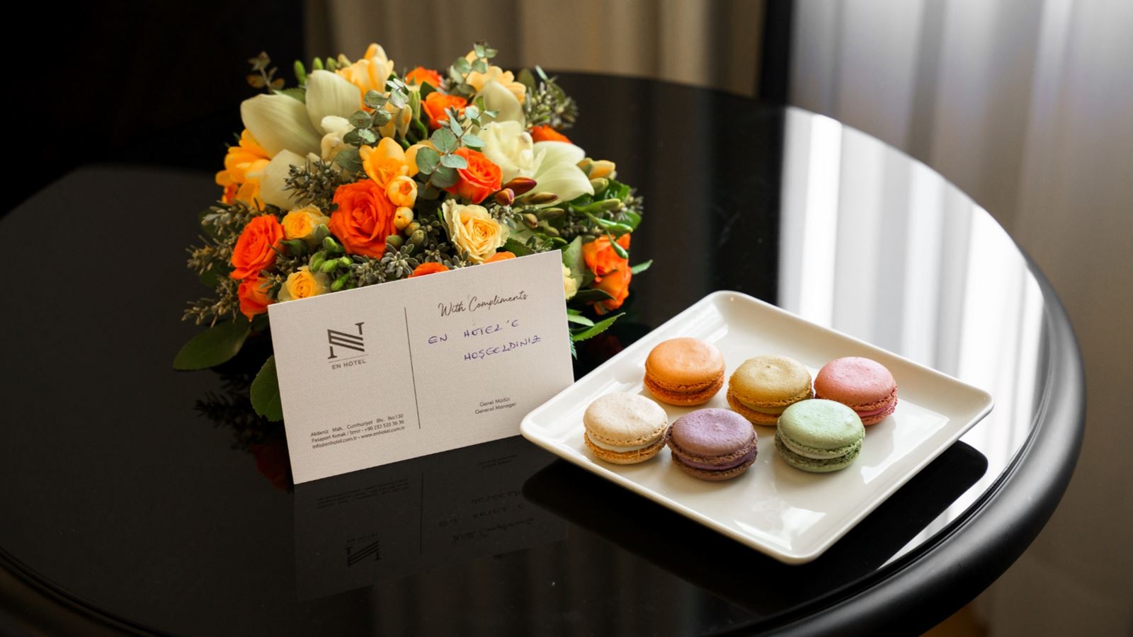 rooms-antique-standard-room