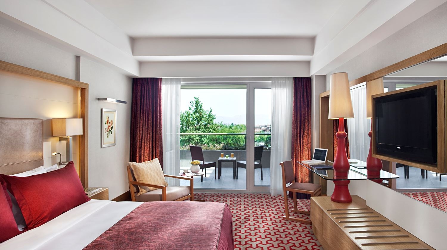 rooms-superior-sehir-manzarali-oda