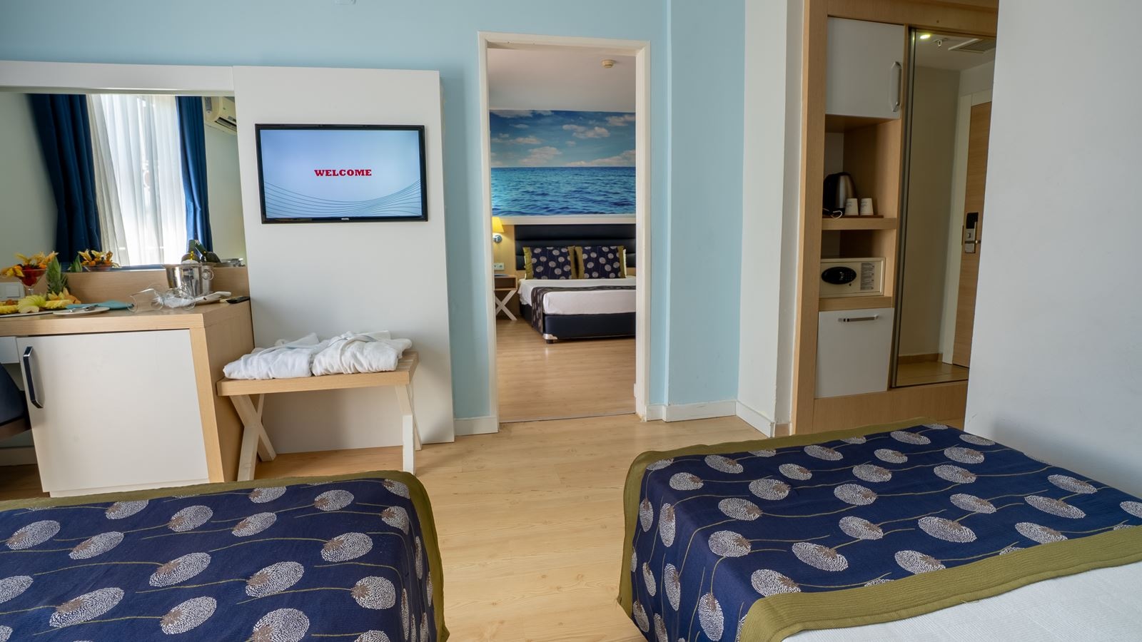 rooms-family-main-building-room