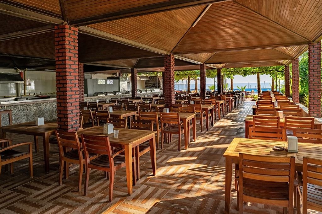 restaurants-sanck-bar