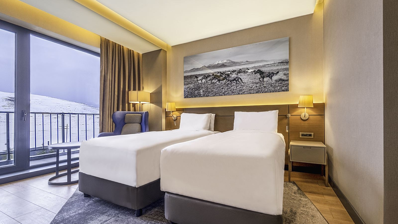 rooms-standart-room--balcony