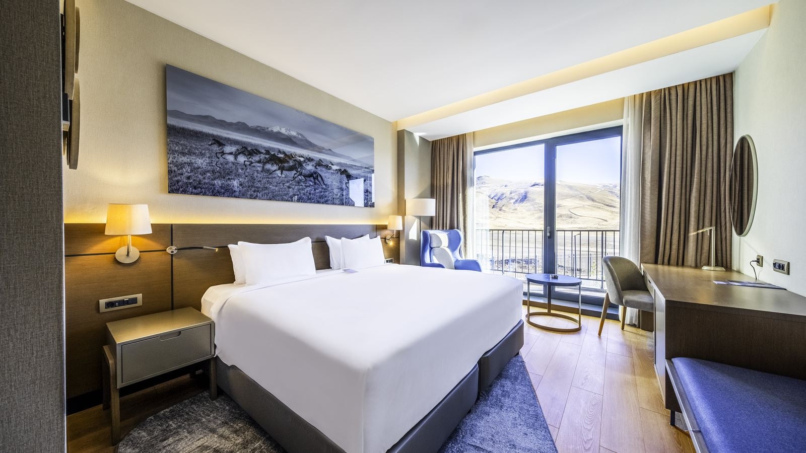 rooms-standart-room--balcony