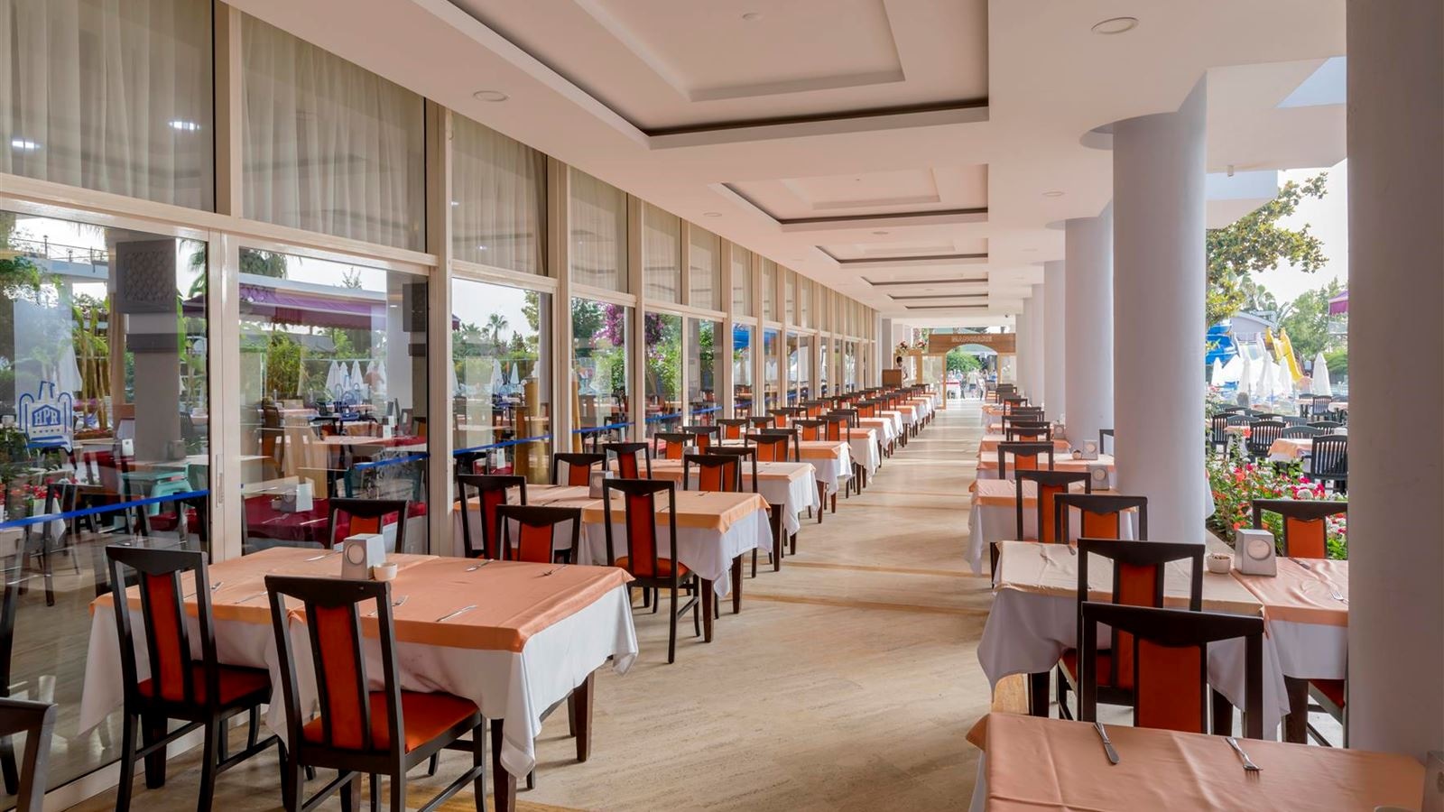 restaurants-main-restaurant