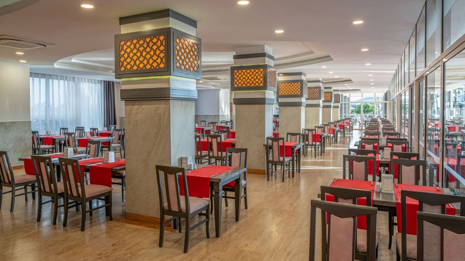 restaurants-main-restaurant