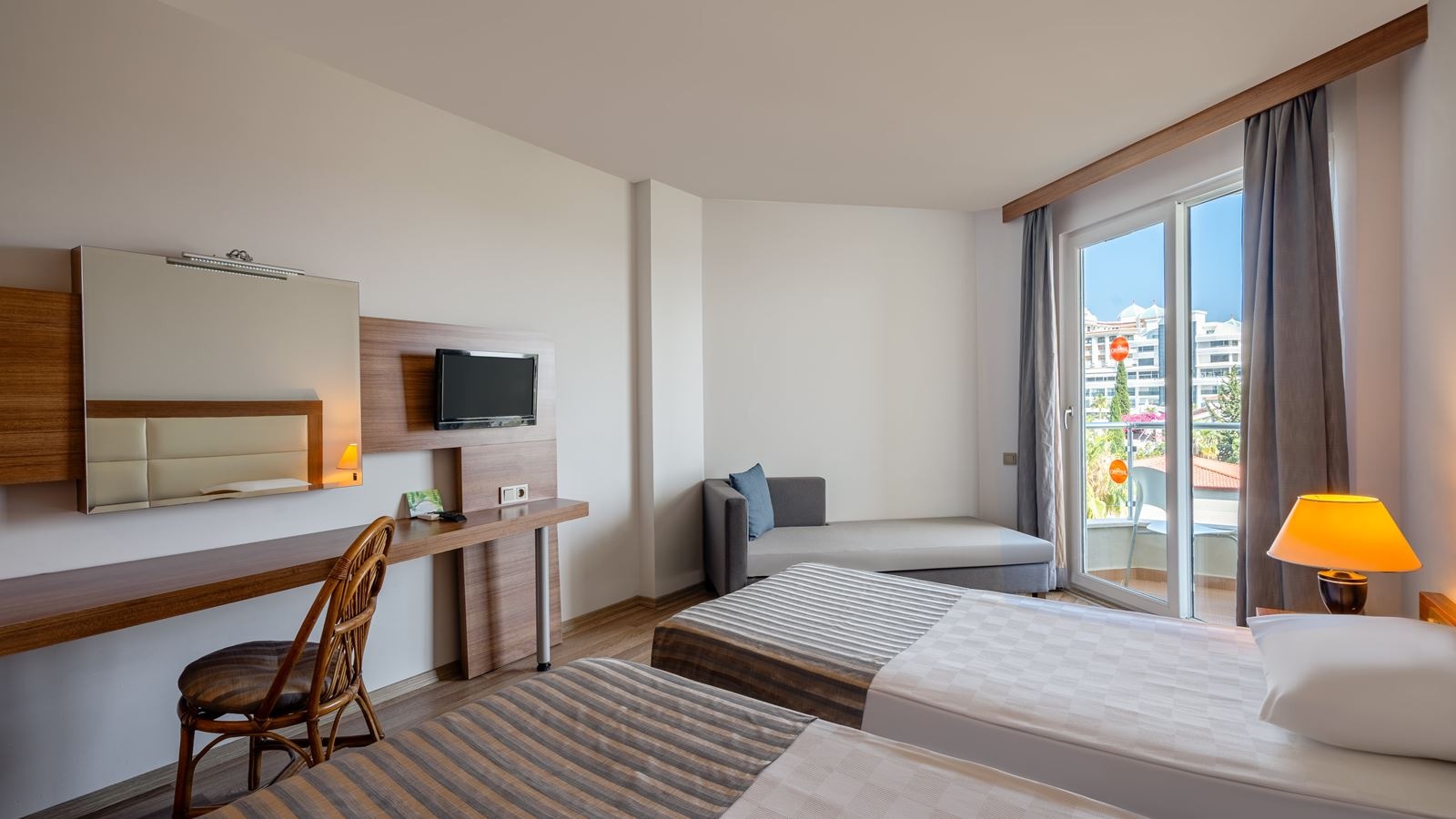 rooms-jasmin-standard-room