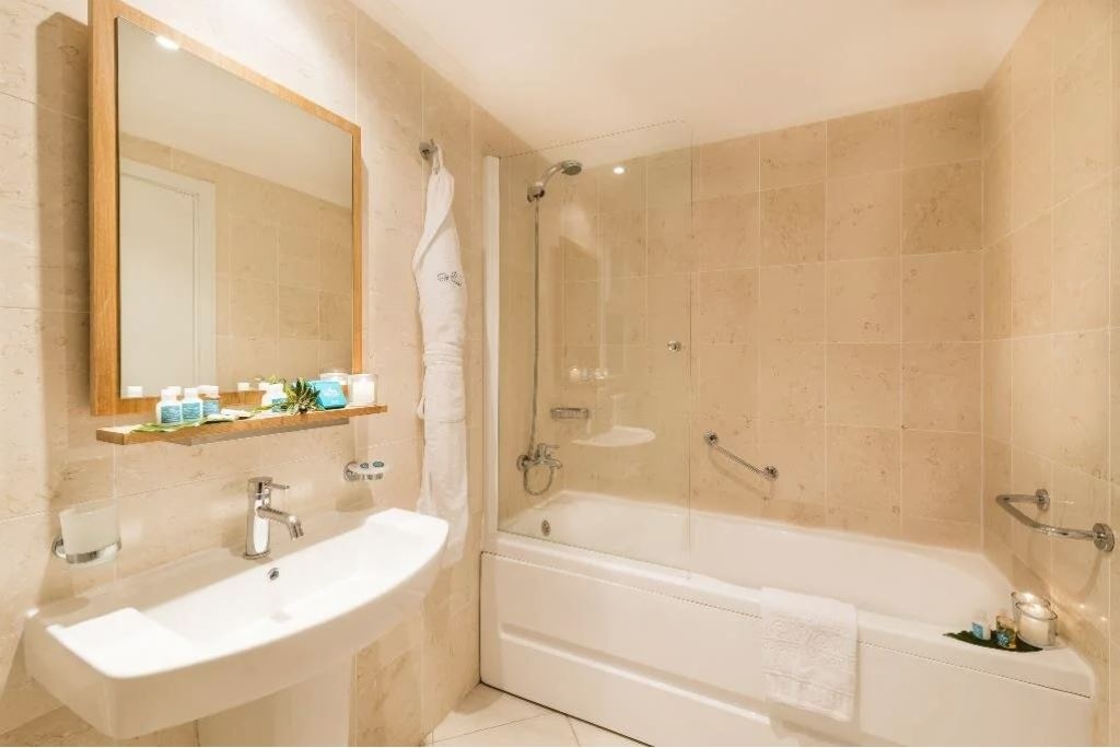 rooms-superior-dublex-suite-2-bedrooms-balcony-or-terrace