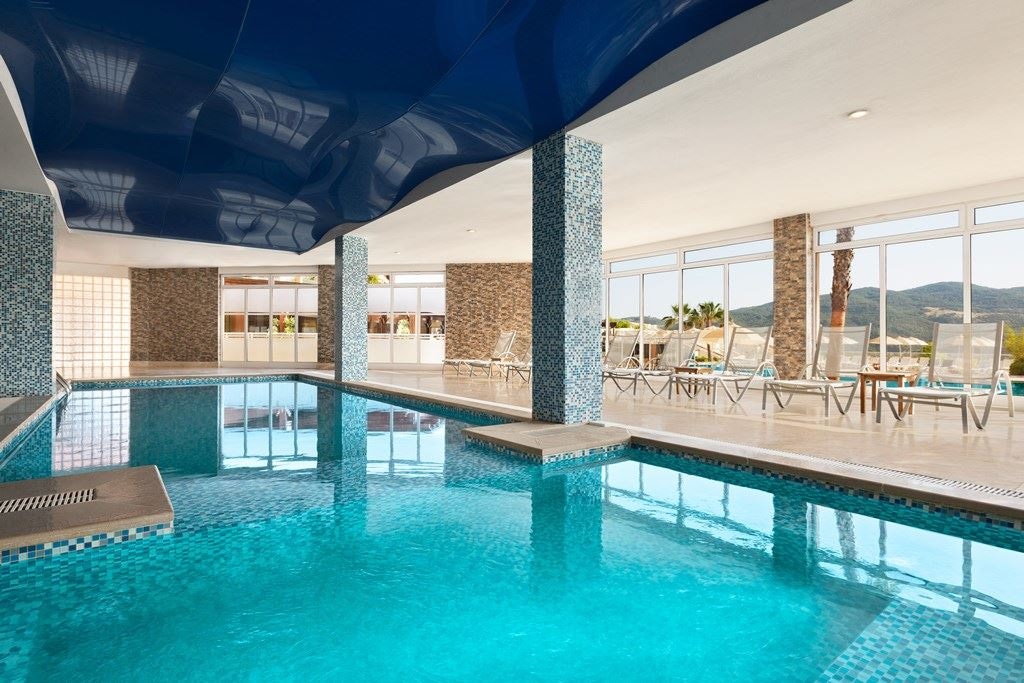pools-indoor-pool