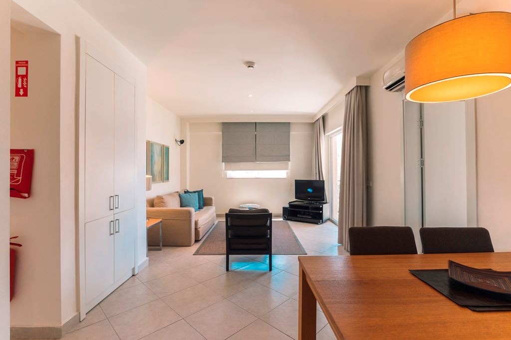 rooms-junior-suite-2-bedrooms-balcony-or-terrace