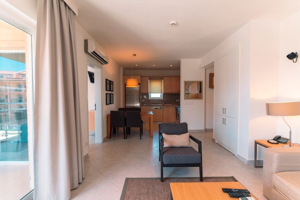 rooms-junior-suite-2-bedrooms-balcony-or-terrace