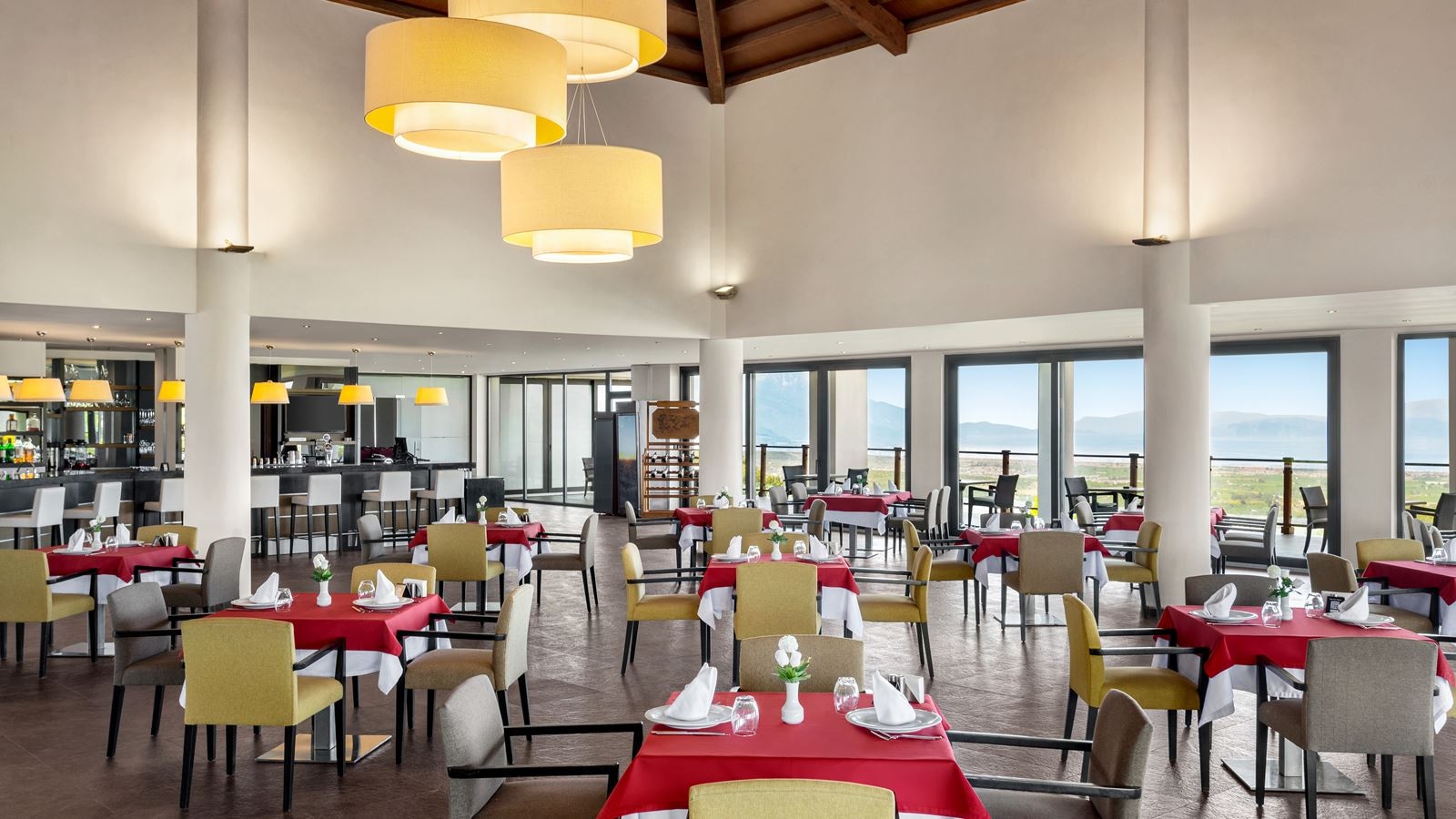 restaurants-albatros-main-restaurant