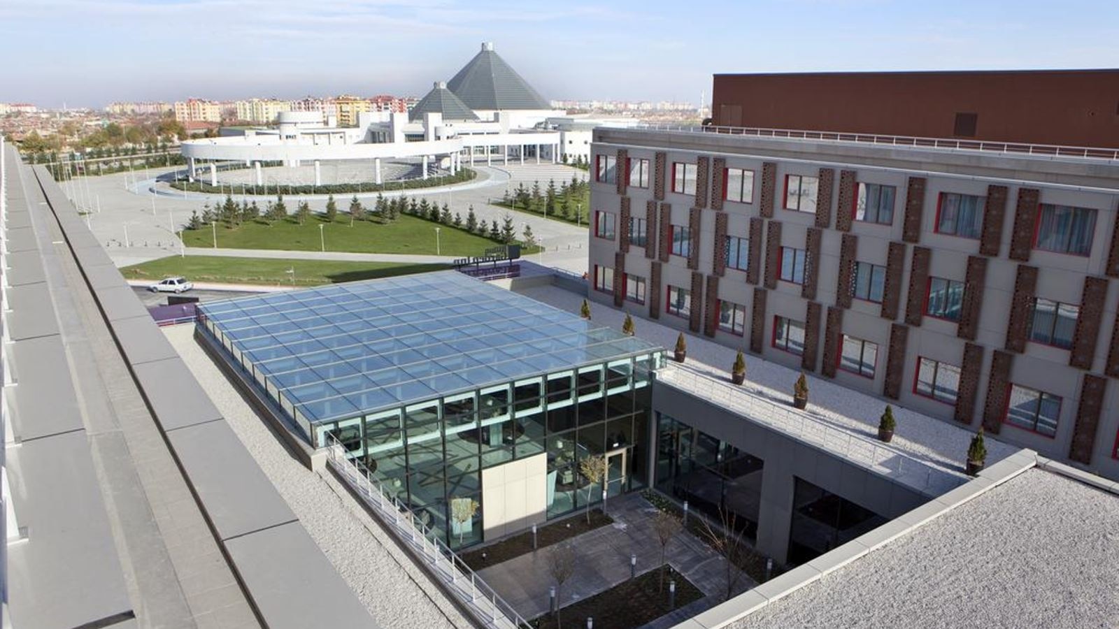 general-main-building