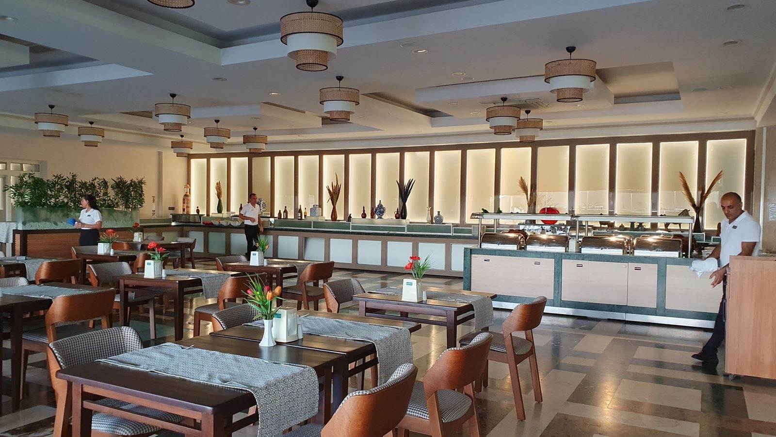 restaurants-restaurants