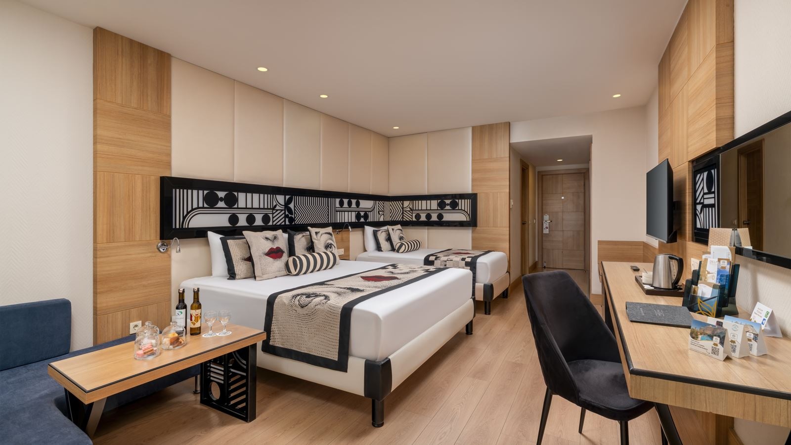 rooms-superior-room-land-side