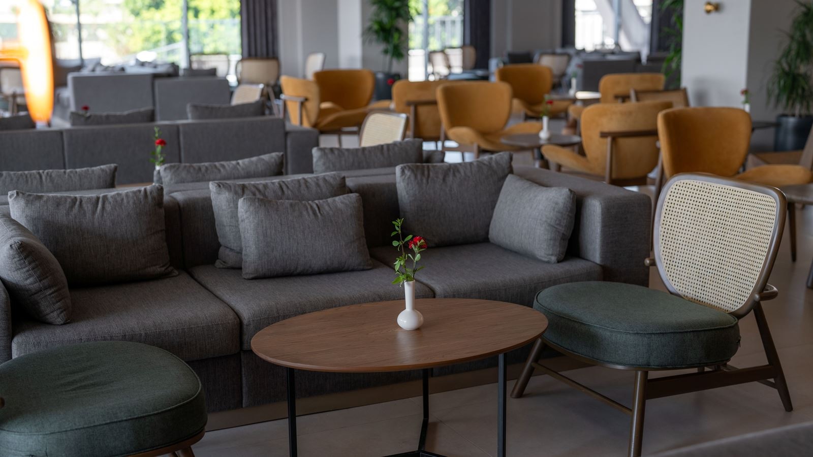 bars-brezza-pool-bar