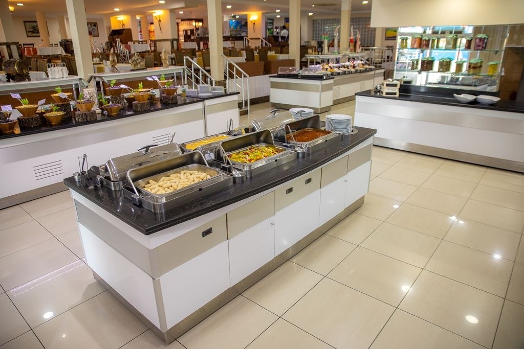 restaurants-restaurant