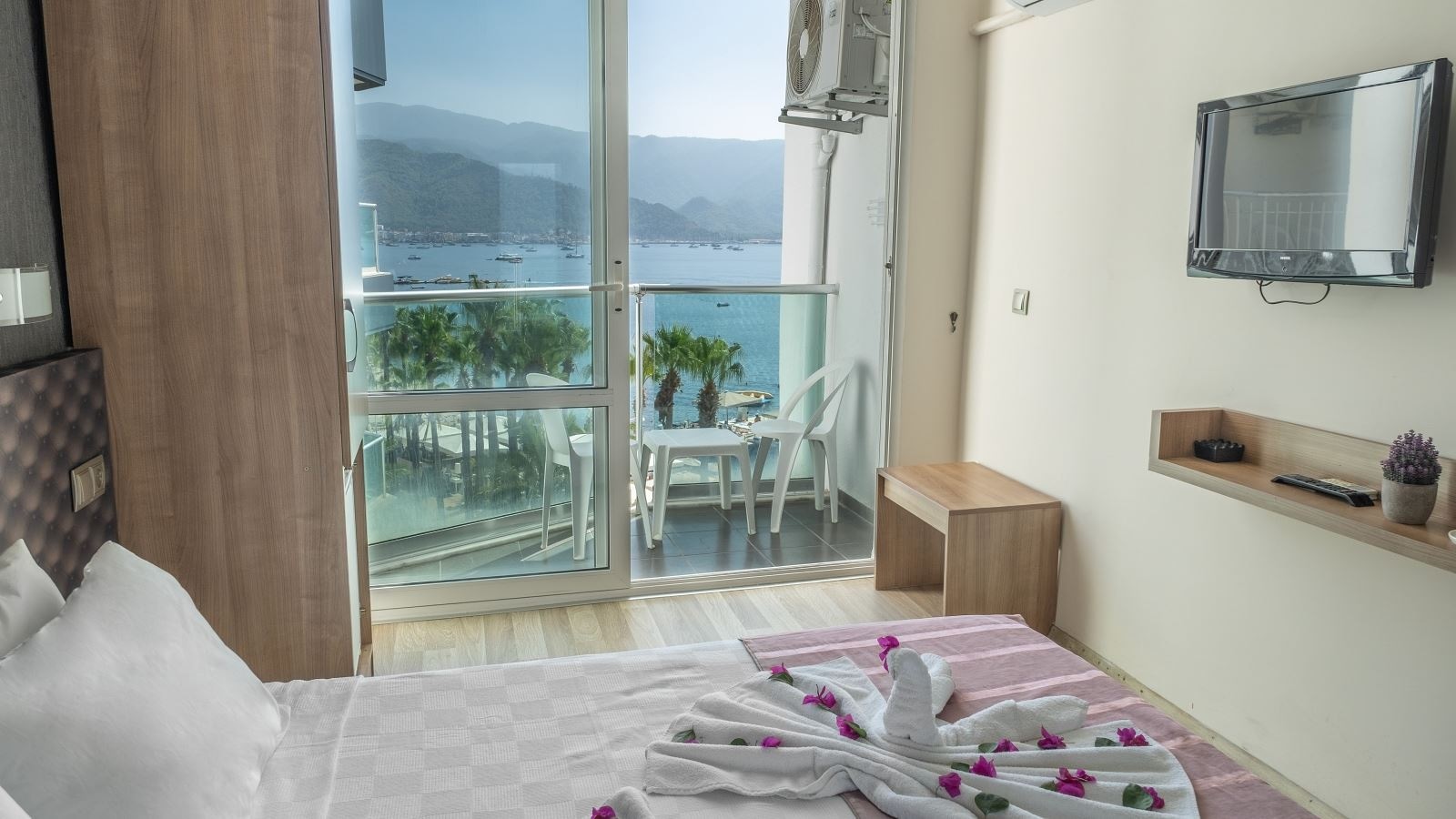 rooms-sea-view-standard