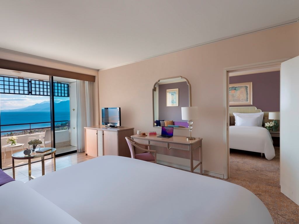 rooms-connection-room-sea-view