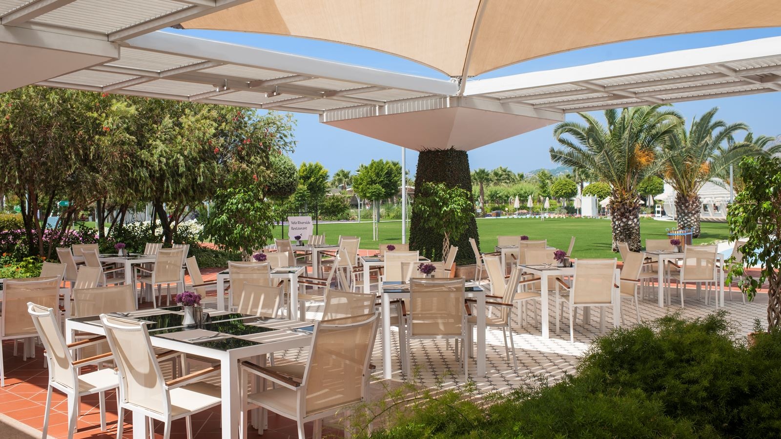 bars-breeze-snack--bar