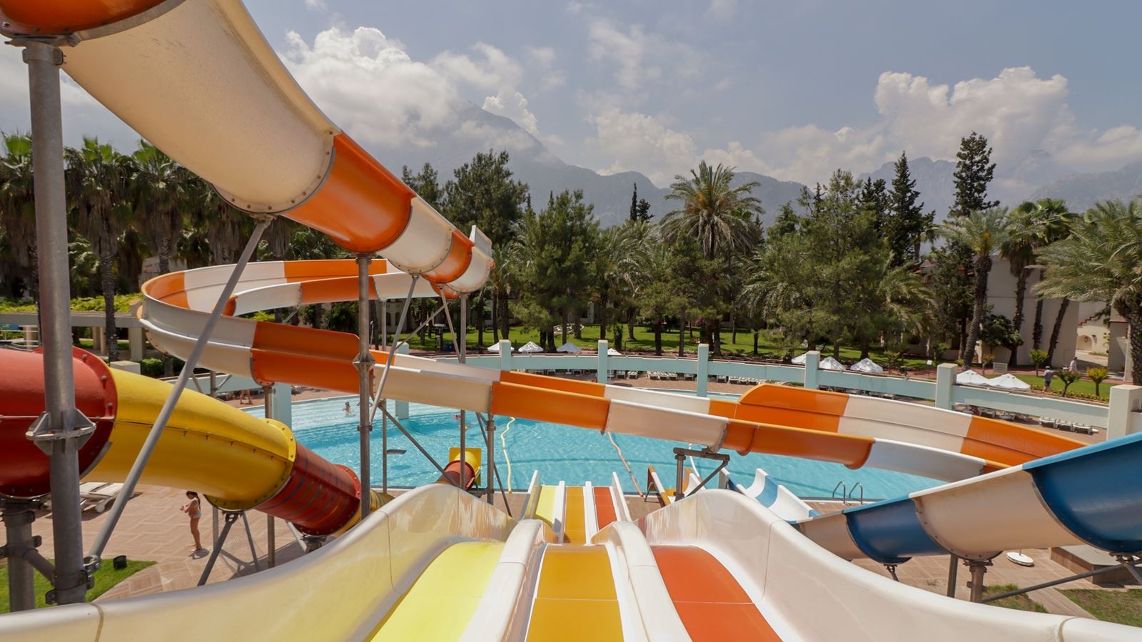 water-park-water-park