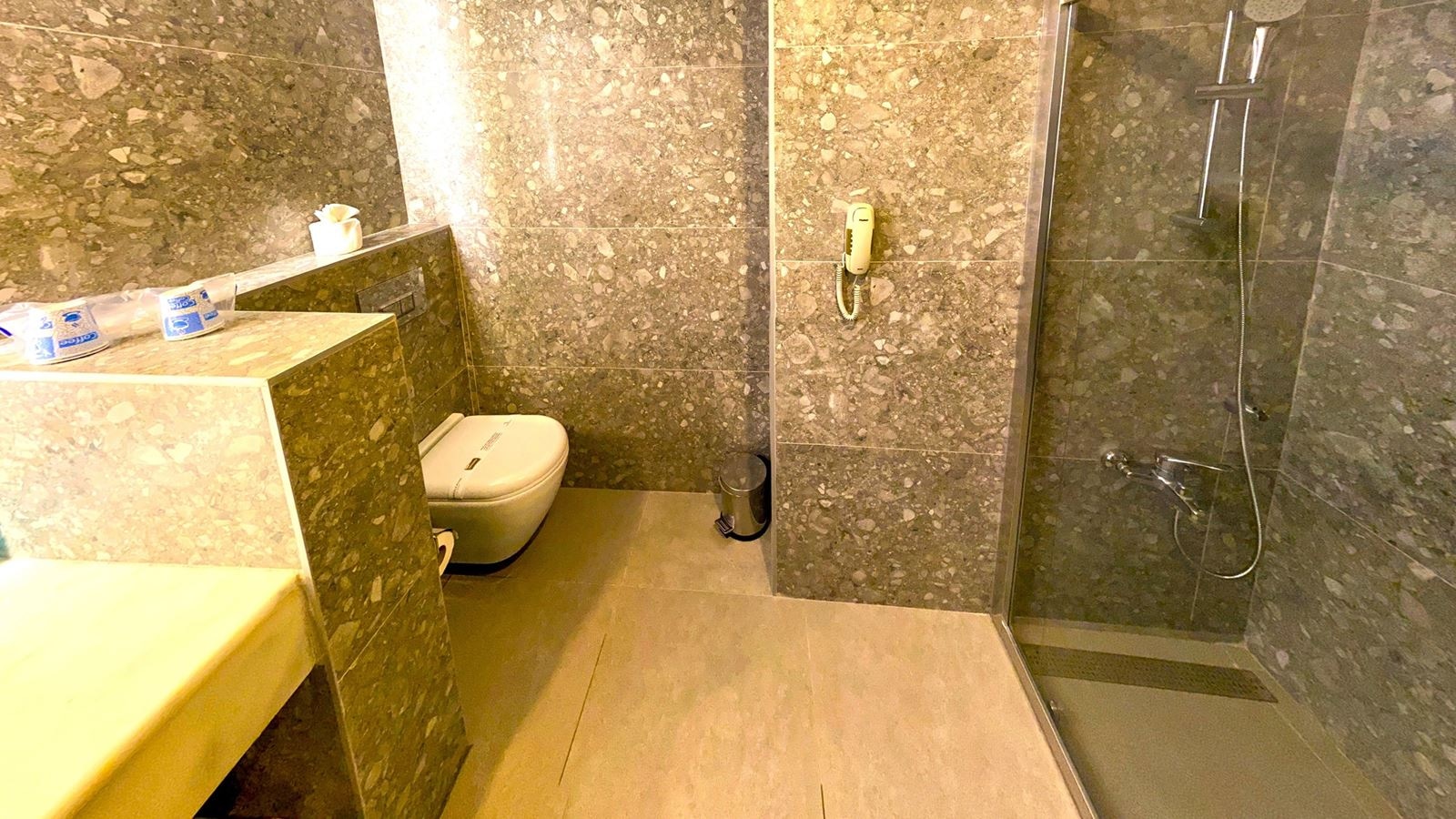 rooms-hotel-family-room