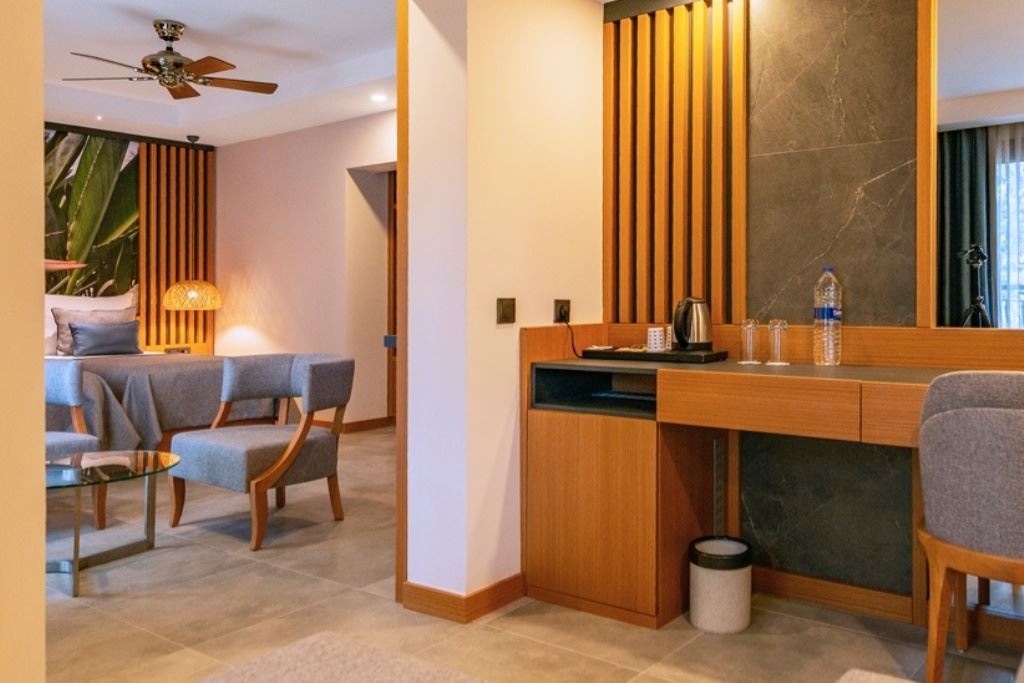 rooms-superior-garden-room