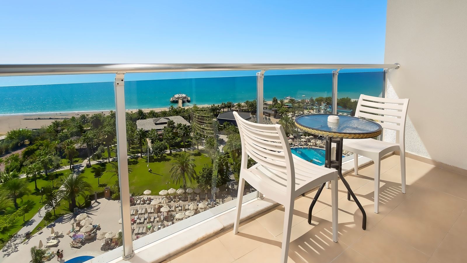 rooms-family-sea-view-room