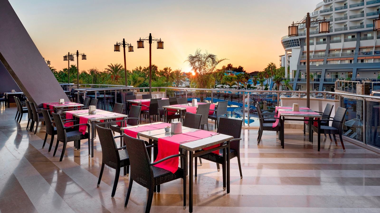 restaurants-main-restaurant