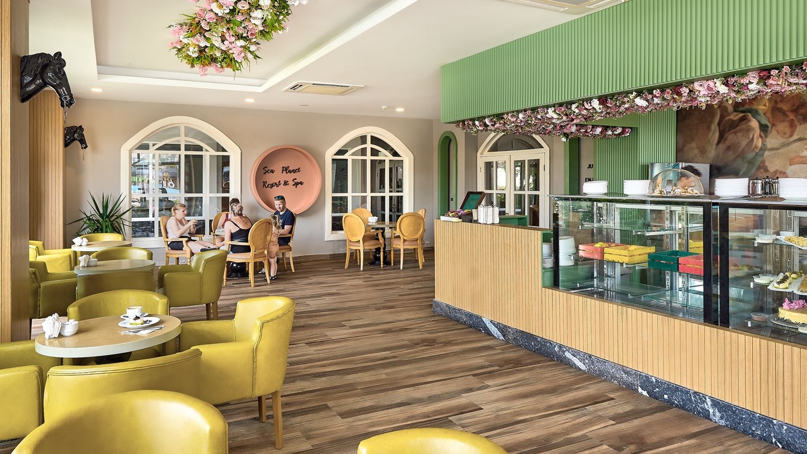 restaurants-main-restaurant